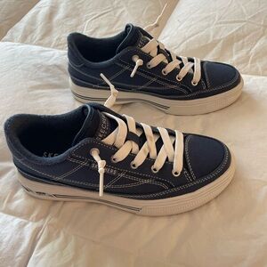 Skechers Navy Sneakers Size 6
